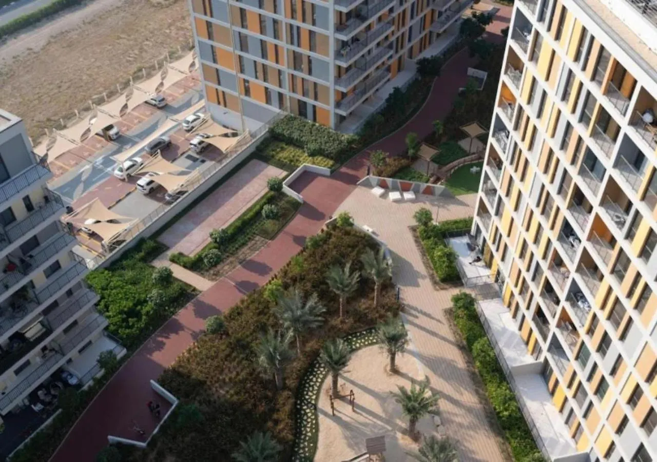 Chic 2Br Apt With Captivating City Views In Dubai By Vibel